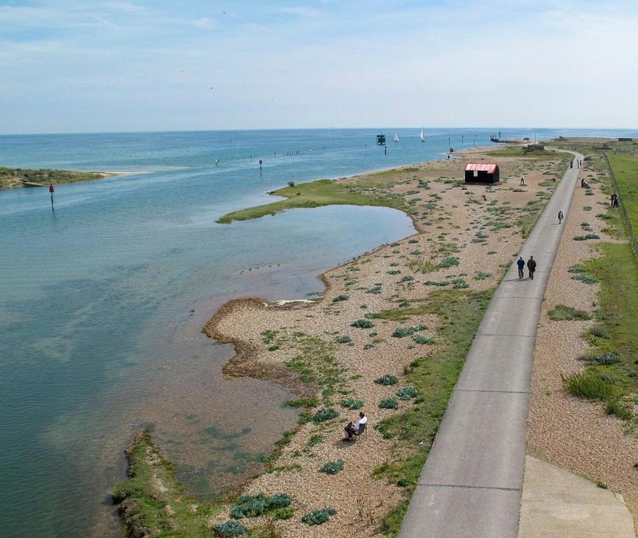 Winchelsea Beach Holiday Home - Pool & Beach ภายนอก รูปภาพ